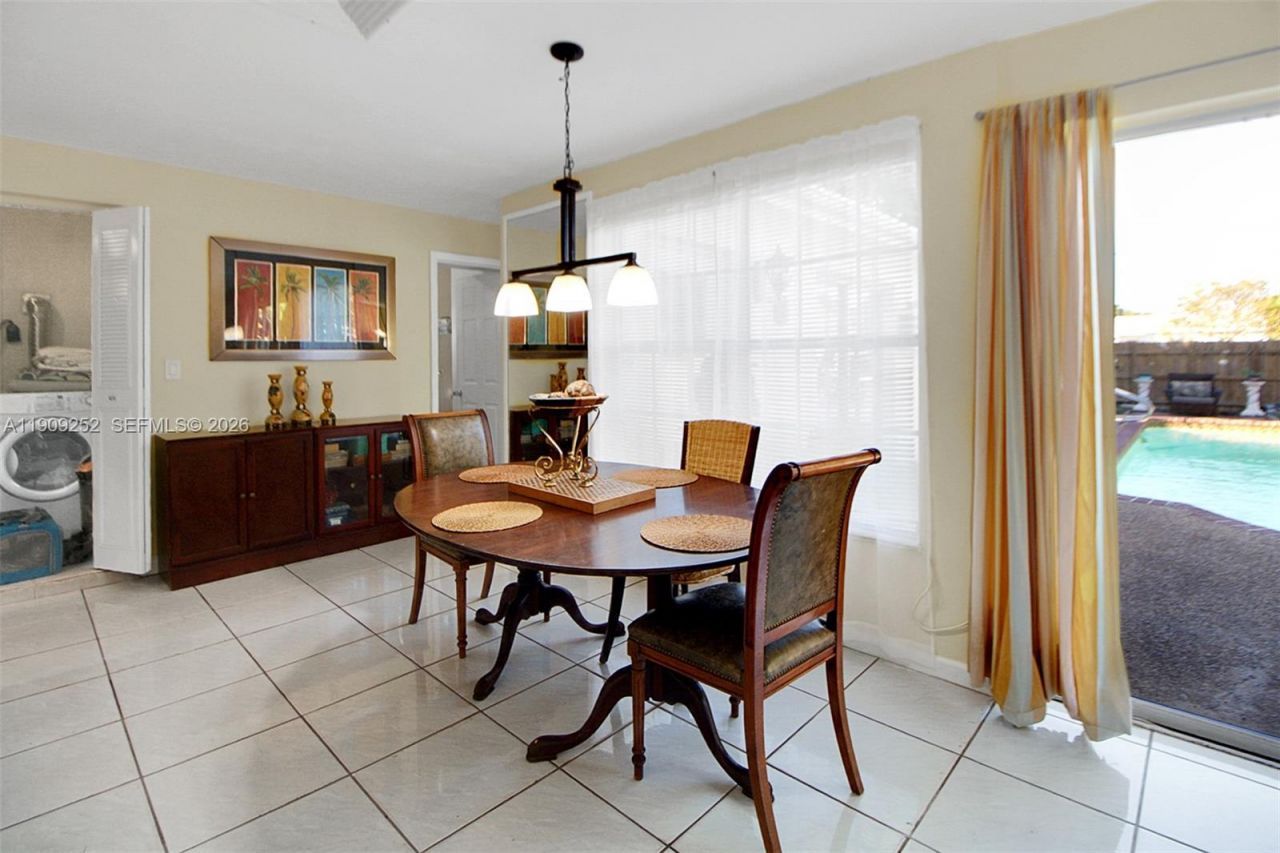 2631 Wilson Street, Hollywood, FL 33020 Photo