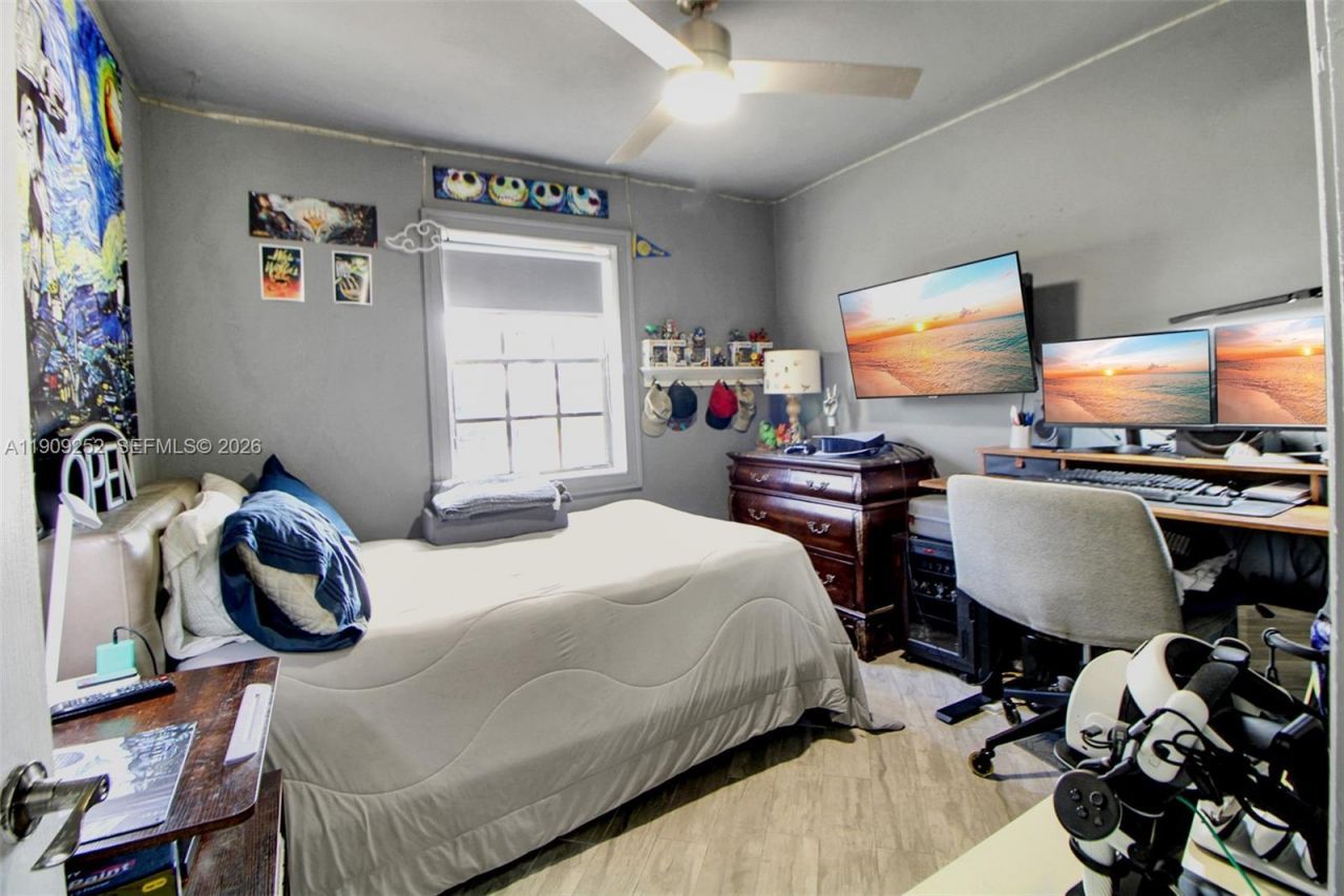 2631 Wilson Street, Hollywood, FL 33020 Photo