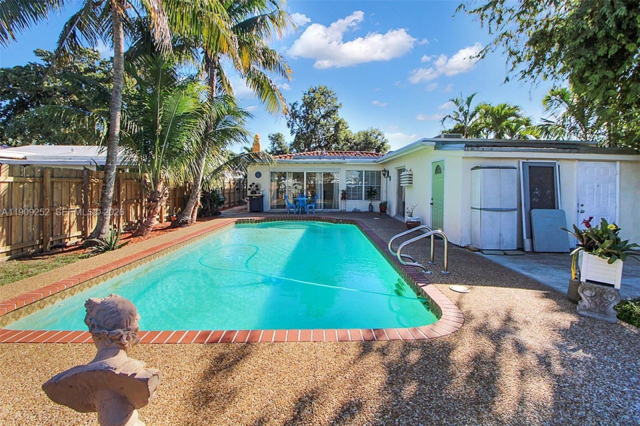 2631 Wilson Street, Hollywood, FL 33020 Photo