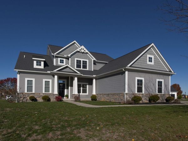 39 Harlamert Drive, New Bremen, OH 45869