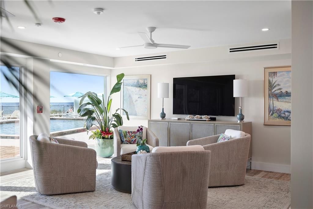 1977 Gulf Shore Blvd N, Unit 401, Naples, FL 34102 Photo