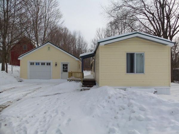 17 Maple Street, Vassalboro, ME 04989