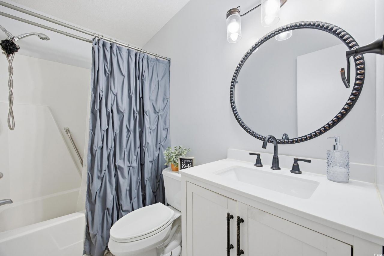 5724 Dogwood Circle Photo 11