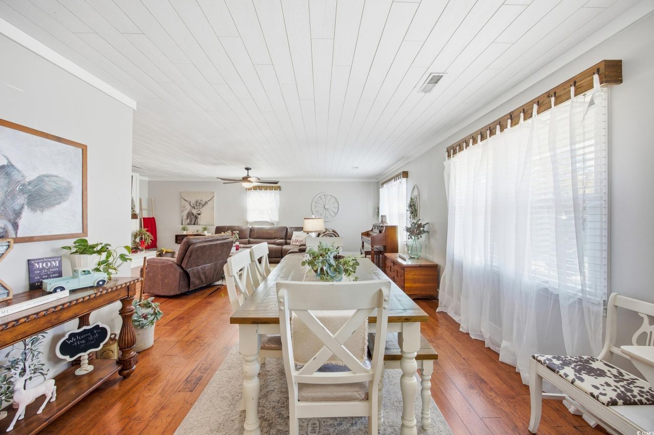 5724 Dogwood Circle Photo 7