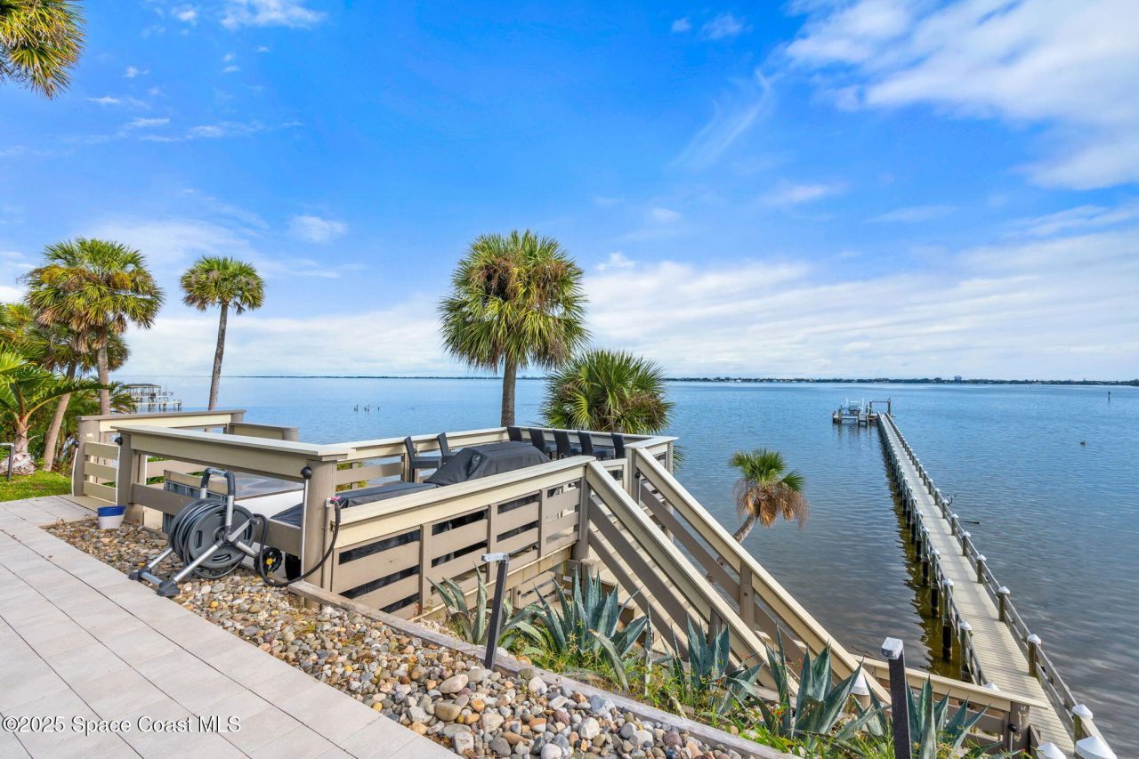 1809 Riverview Drive, Melbourne, FL 32901 Photo