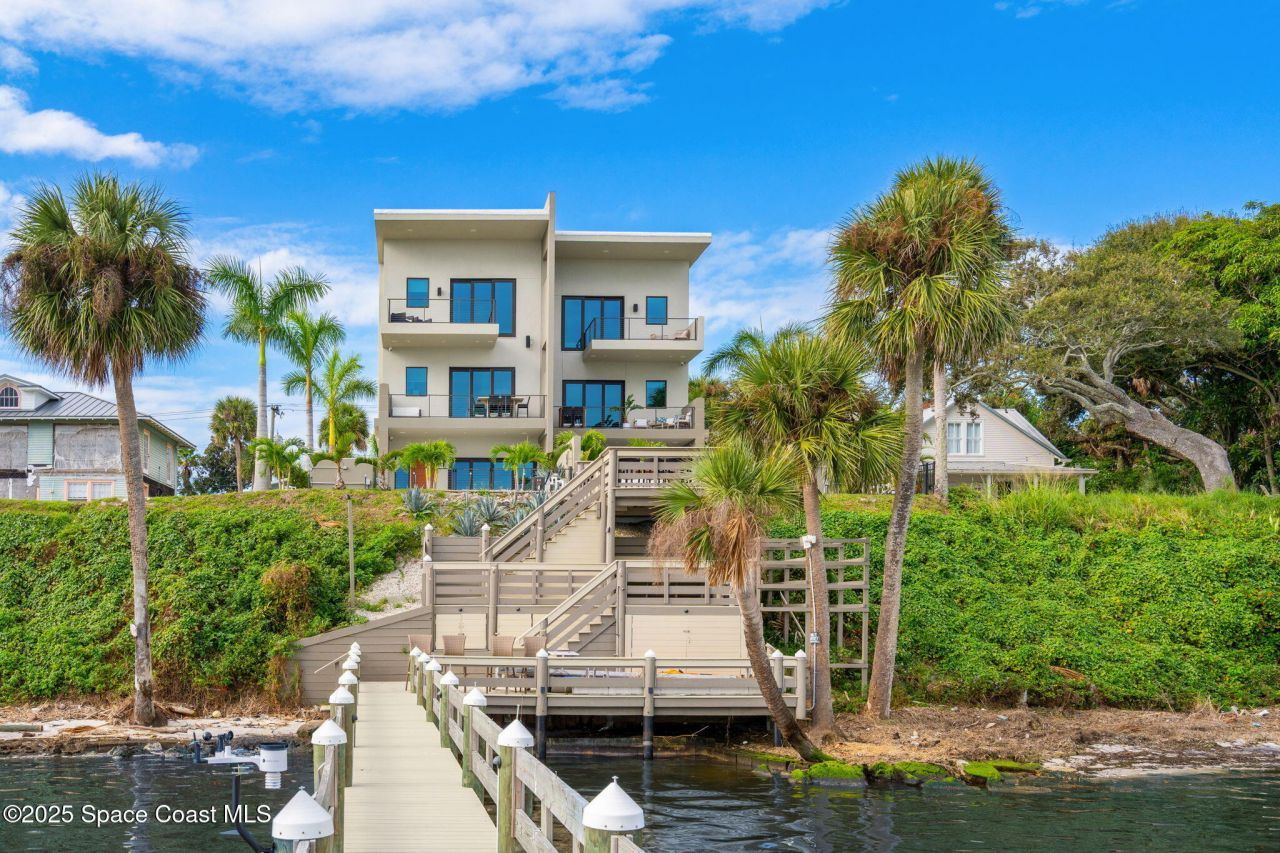 1809 Riverview Drive, Melbourne, FL 32901 Photo