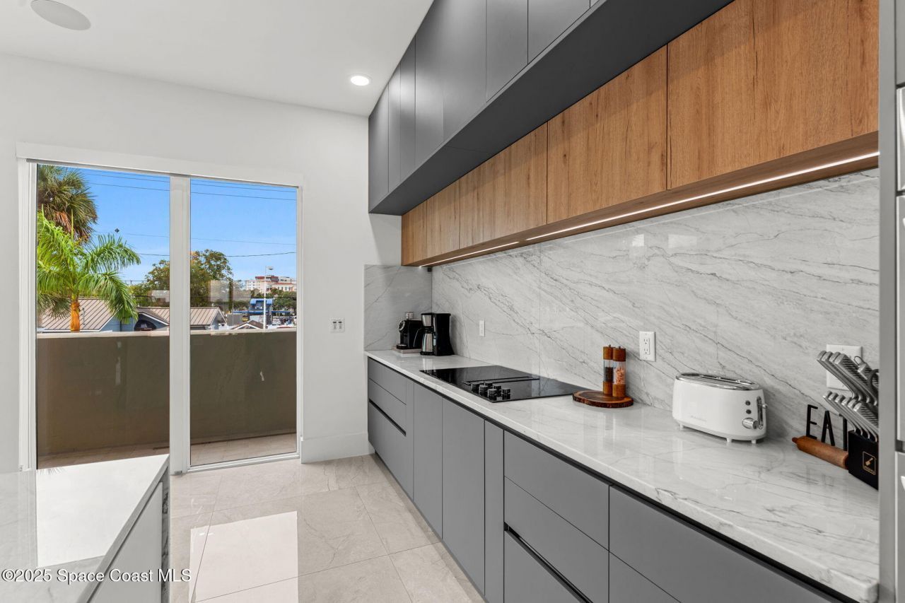 1809 Riverview Drive, Melbourne, FL 32901 Photo