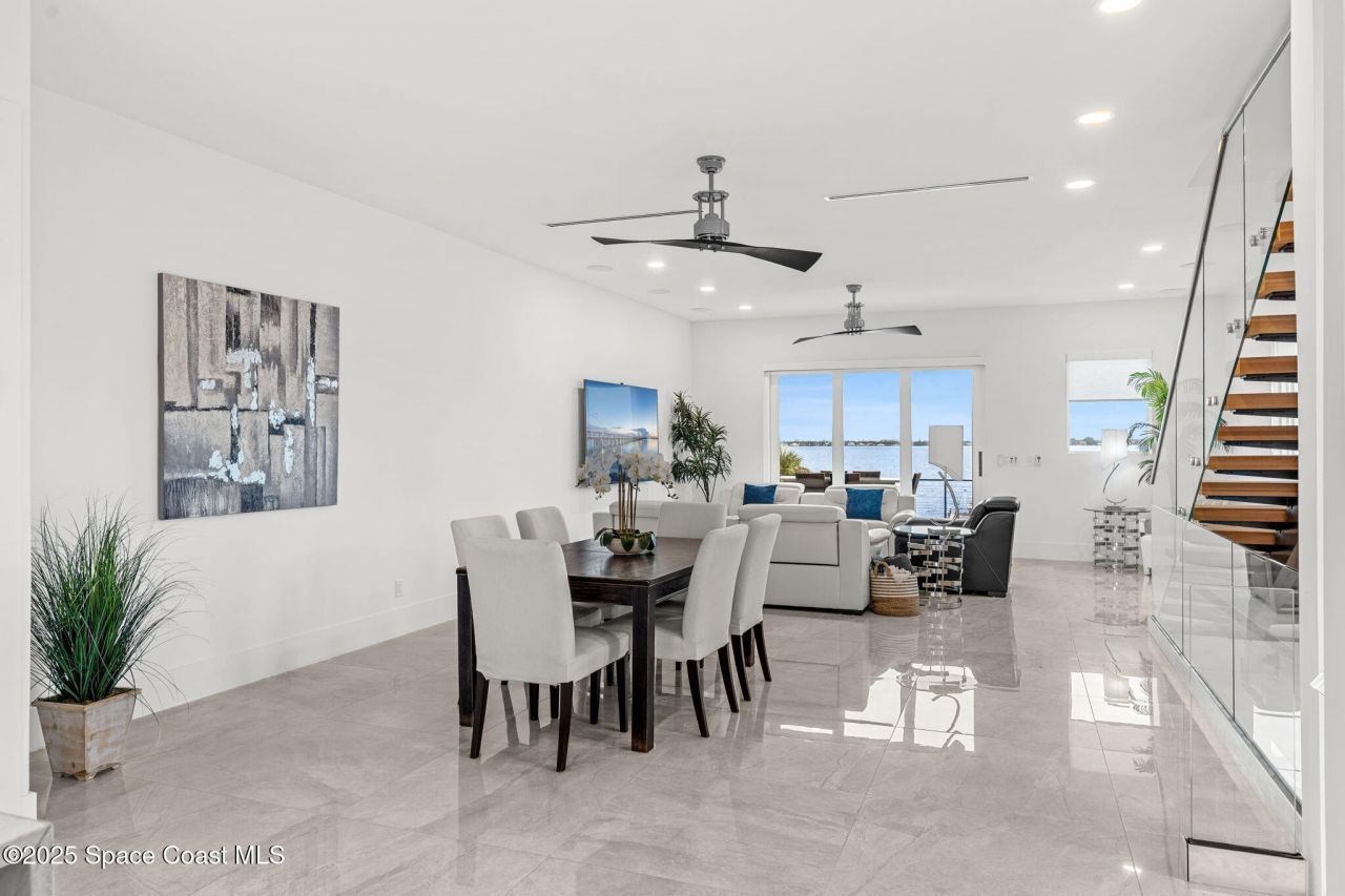 1809 Riverview Drive, Melbourne, FL 32901 Photo