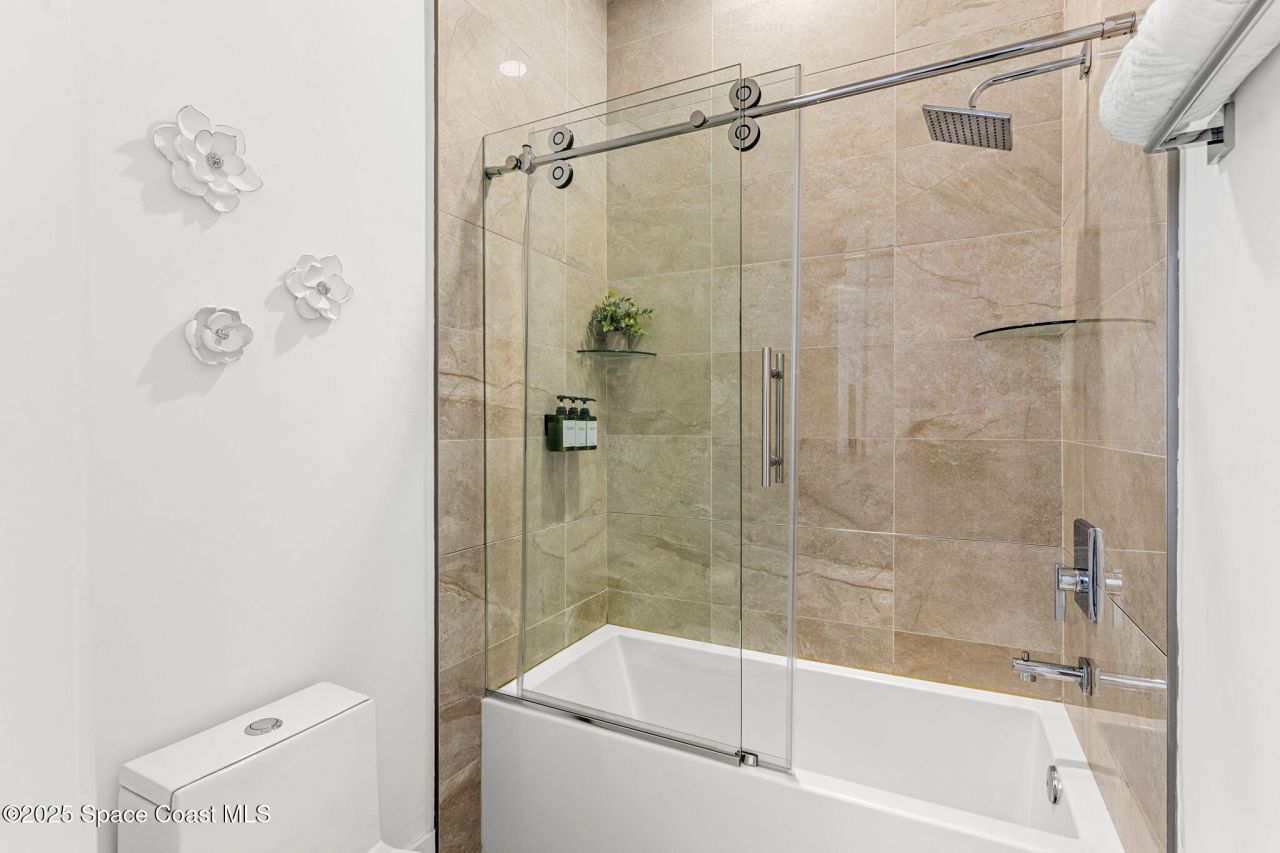 1809 Riverview Drive, Melbourne, FL 32901 Photo