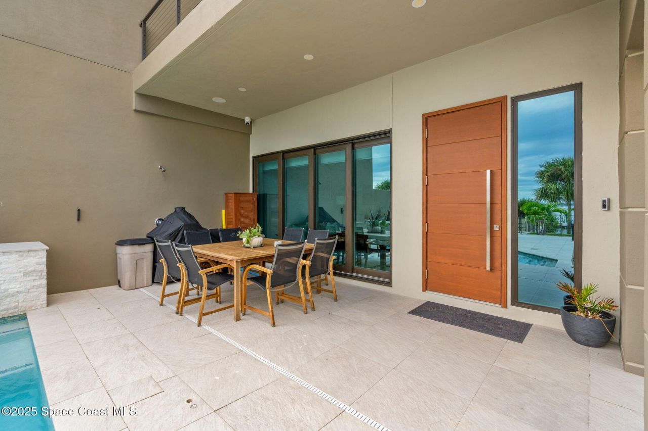 1807 Riverview Drive, Melbourne, FL 32901 Photo