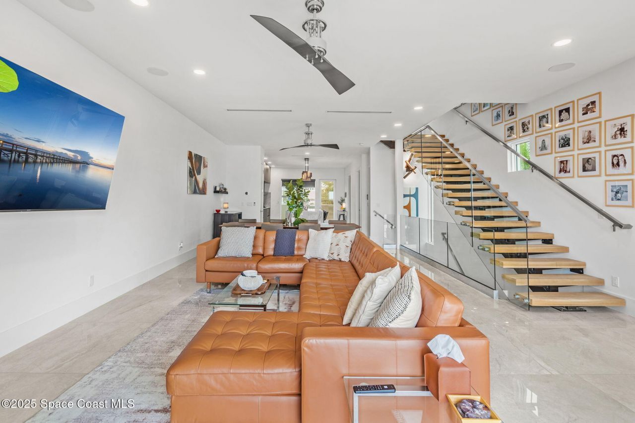 1807 Riverview Drive, Melbourne, FL 32901 Photo