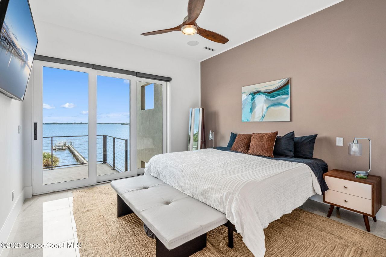 1807 Riverview Drive, Melbourne, FL 32901 Photo