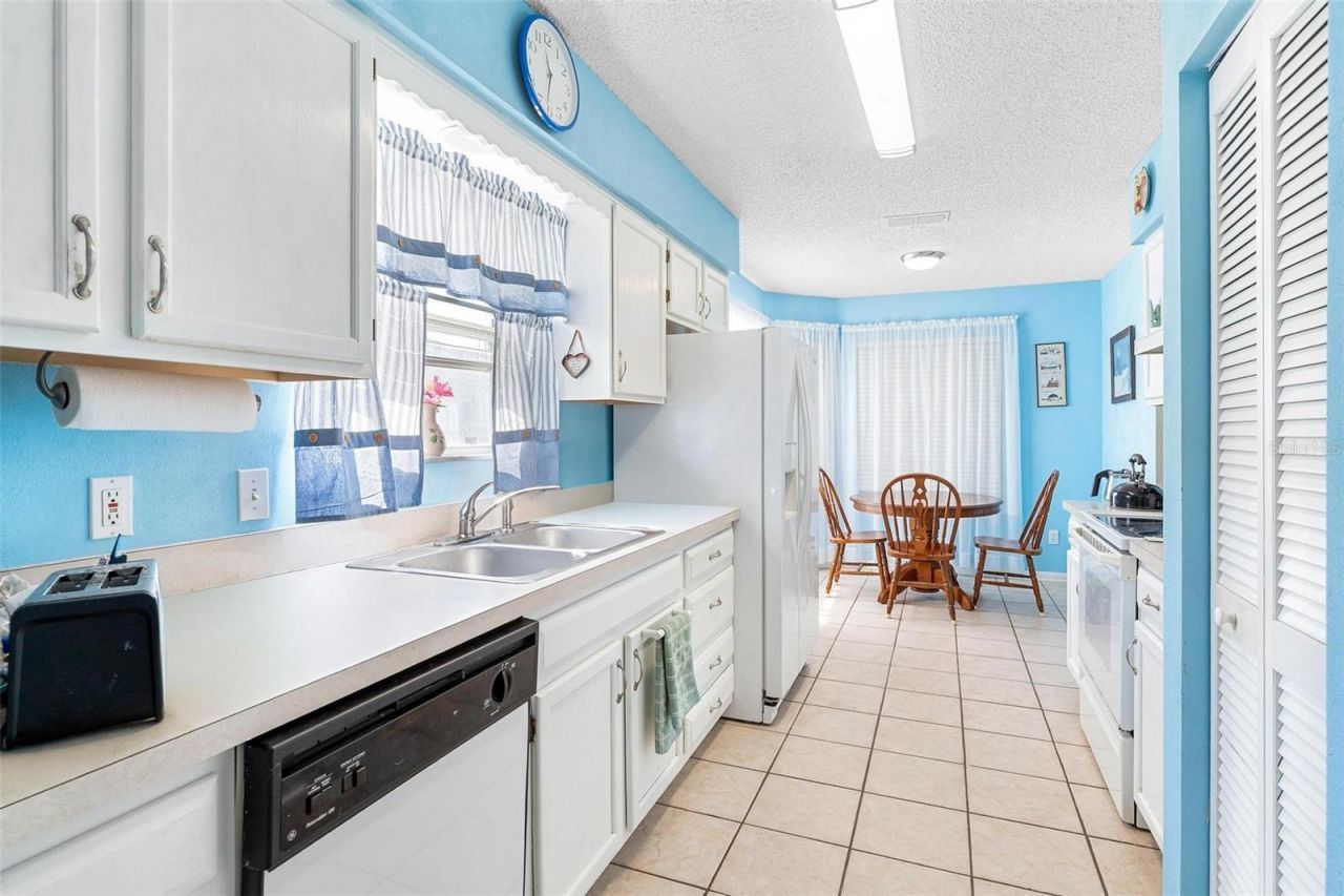 32819 Timberwood Drive, Leesburg, FL 34748 Photo