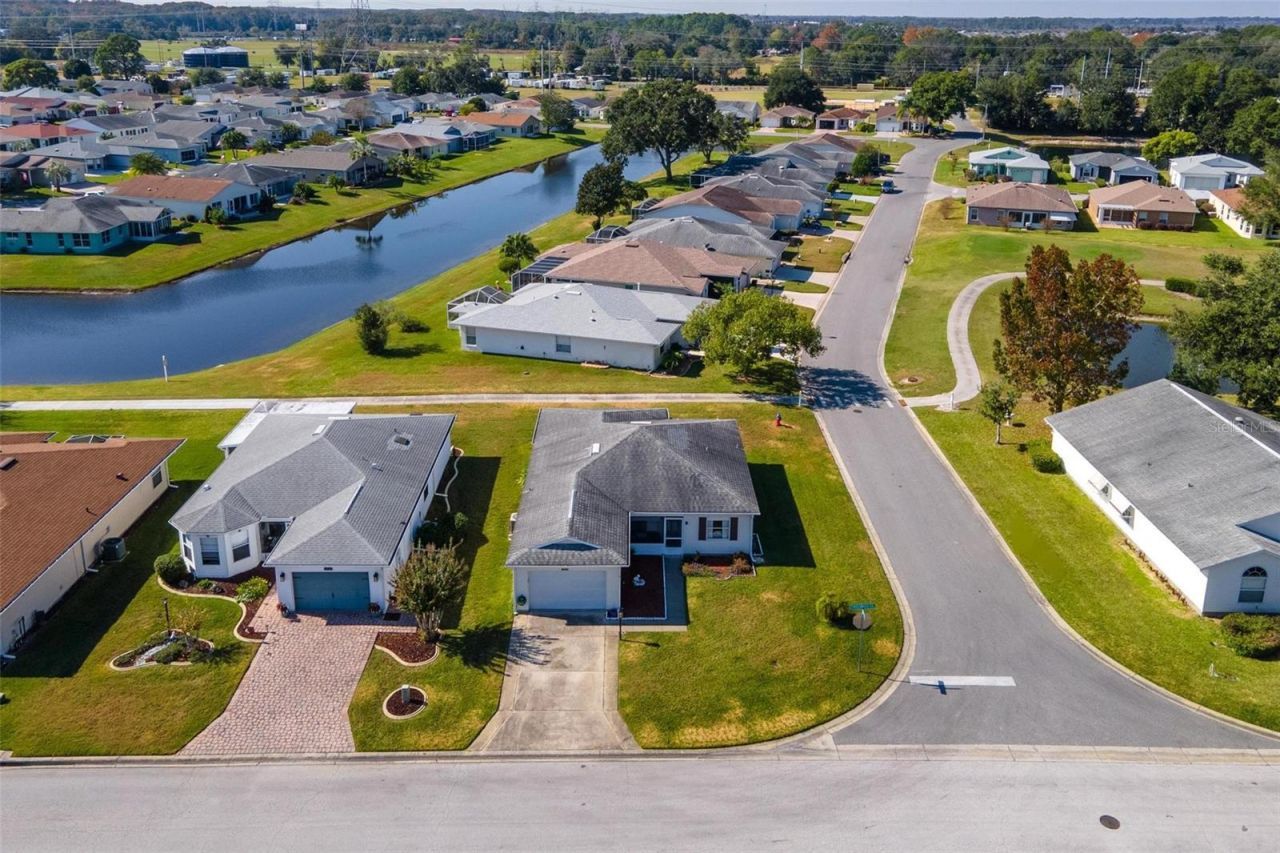 32819 Timberwood Drive, Leesburg, FL 34748 Photo