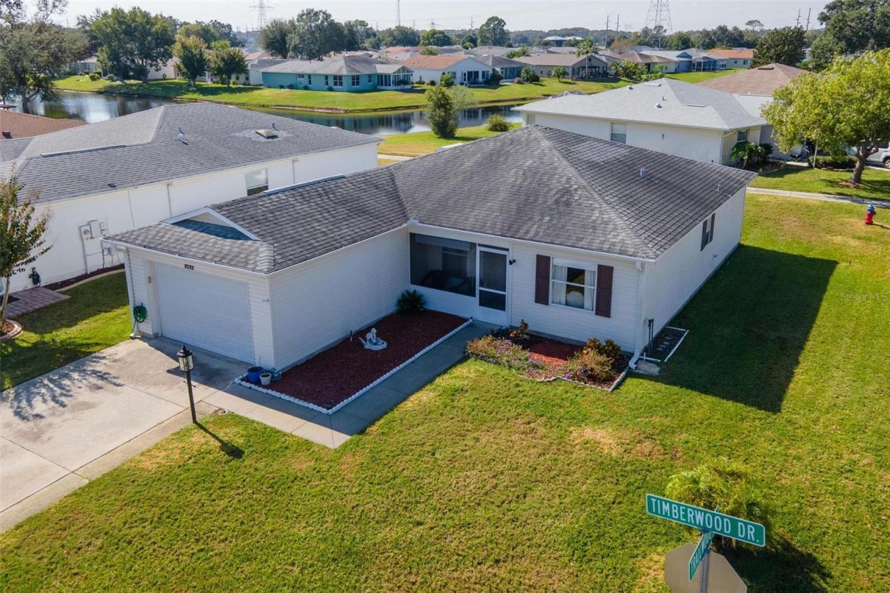 32819 Timberwood Drive, Leesburg, FL 34748 Photo