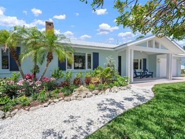 204 75TH STREET, HOLMES BEACH, FL 34217