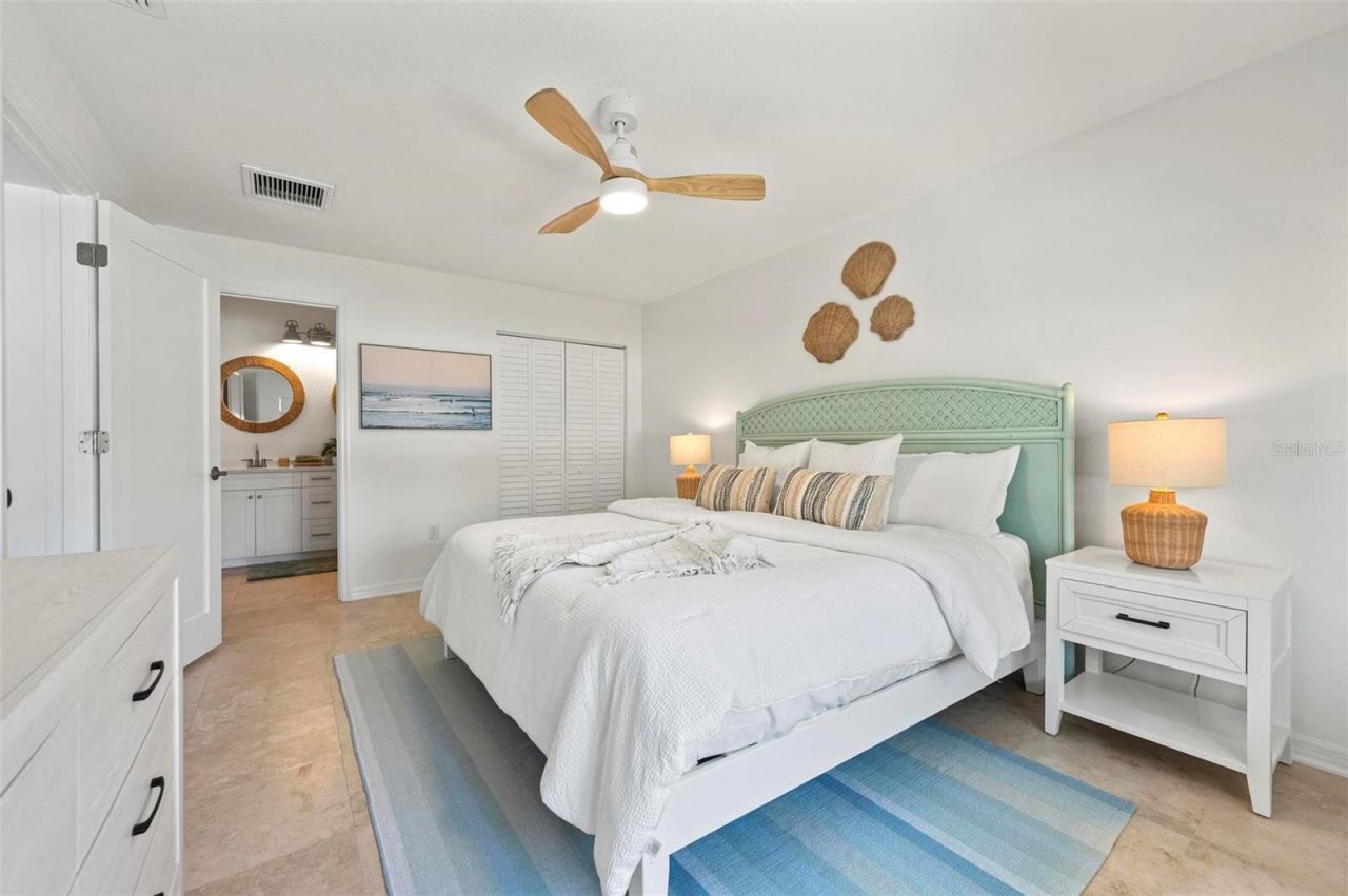 204 75th Street, Holmes Beach, FL 34217 Photo