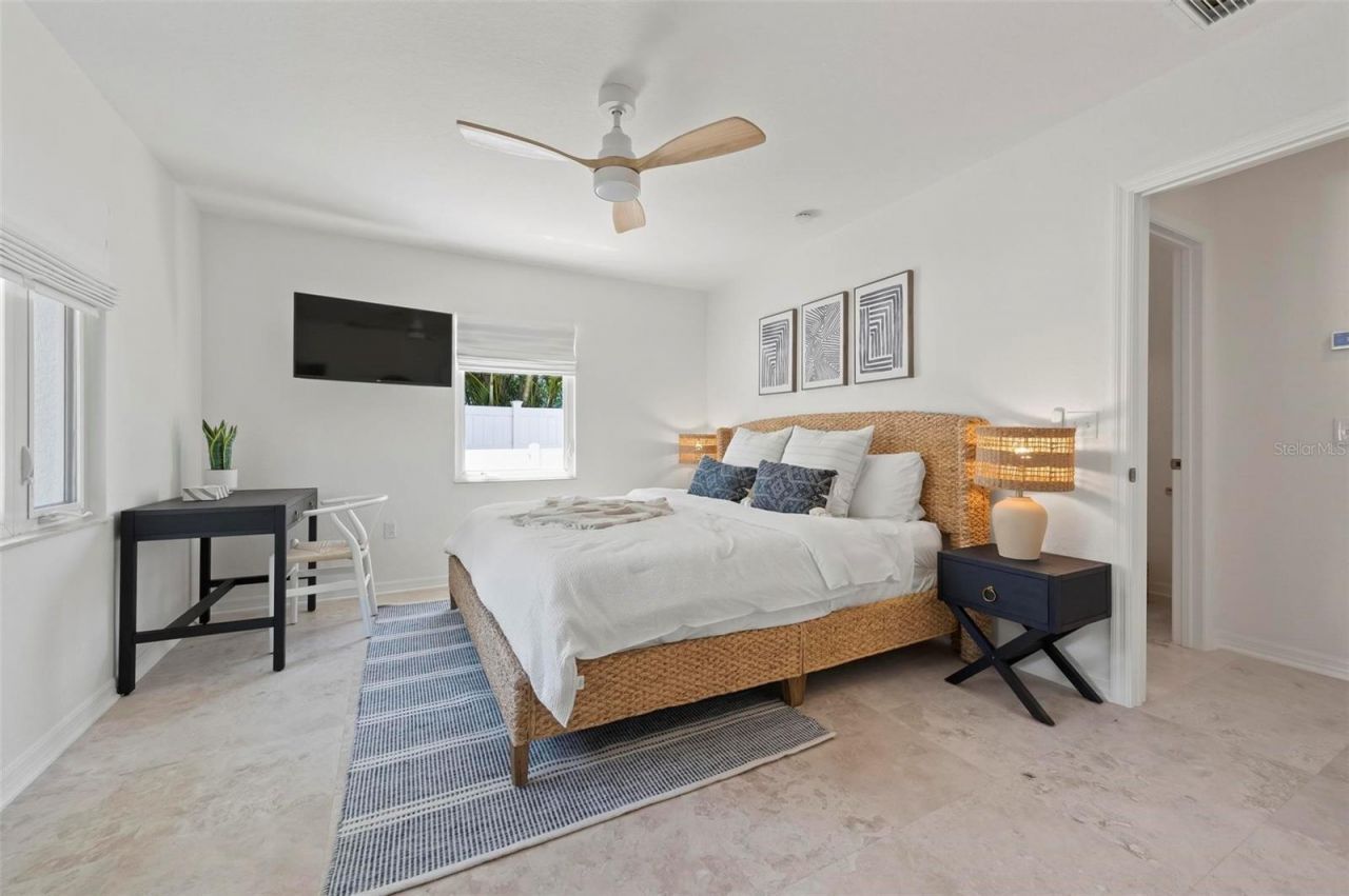 204 75th Street, Holmes Beach, FL 34217 Photo