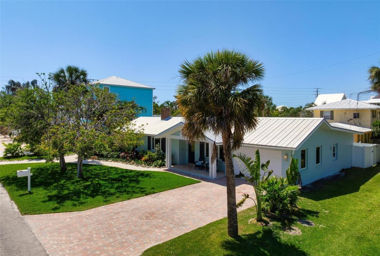 204 75th Street, Holmes Beach, FL 34217 Photo