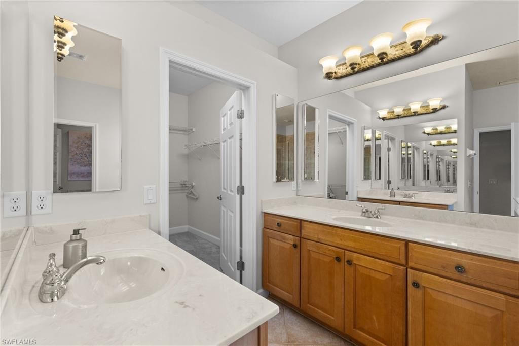 20330 Ardore Ln, Estero, FL 33928 Photo