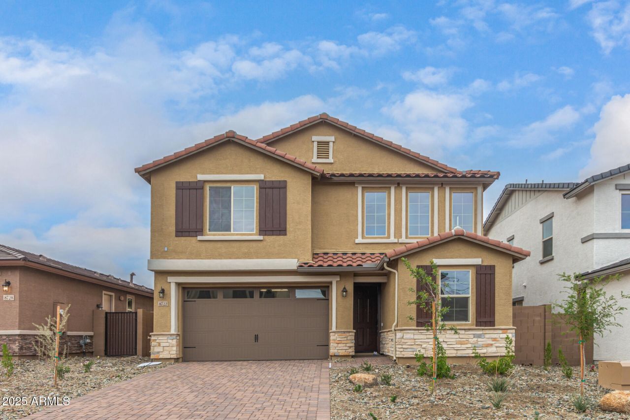 8722 S 170th Avenue, Goodyear, AZ 85338 Main Photo