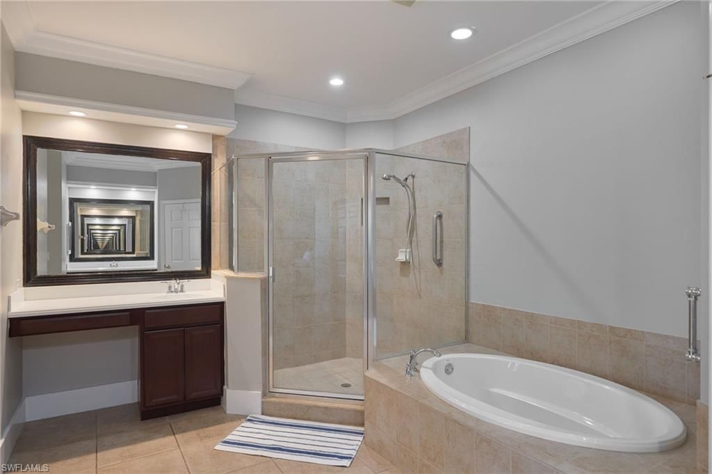 14573 Abaco Lakes Dr, Unit 203, Fort Myers, FL 33908 Photo