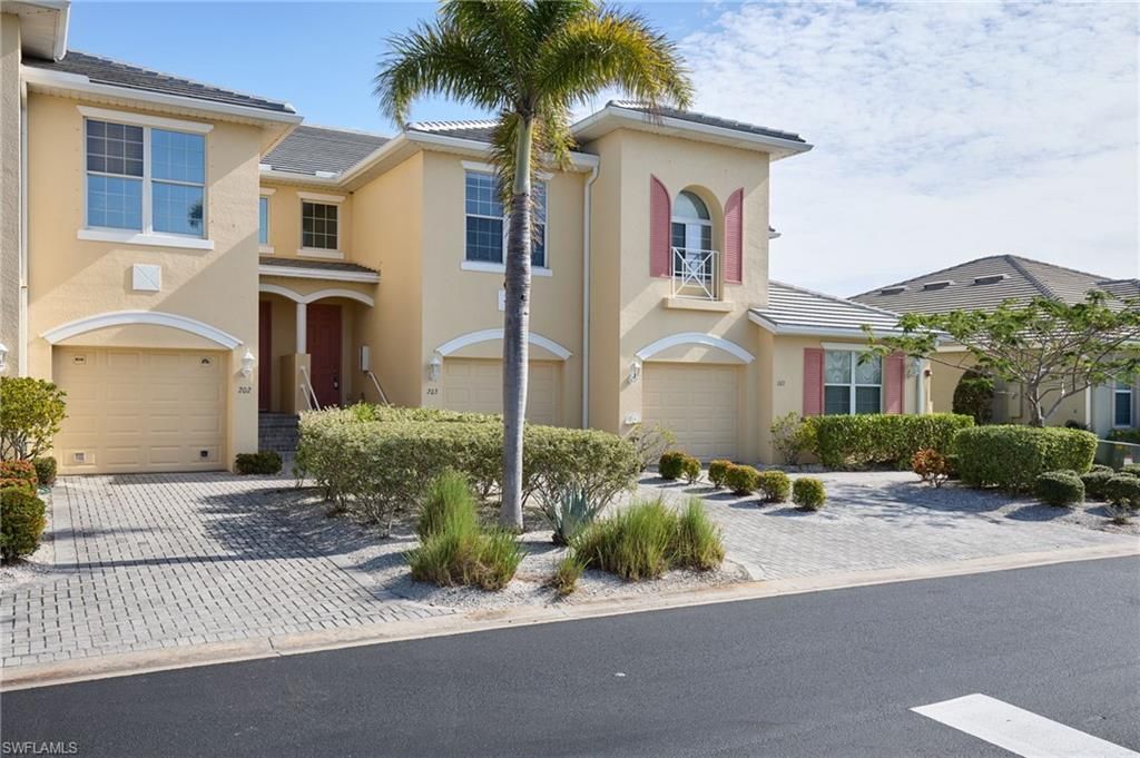 14573 Abaco Lakes Dr, Unit 203, Fort Myers, FL 33908 Photo