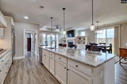 2358 High Bluff Loop  photo 4