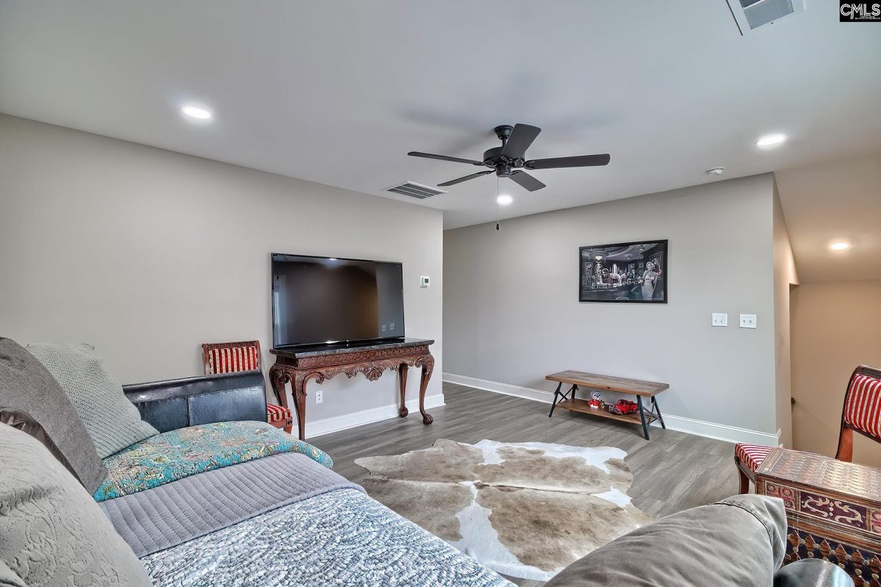 2358 High Bluff Loop  Photo 33