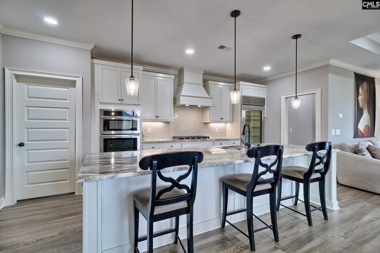 2358 High Bluff Loop  Photo 5