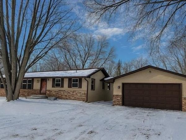 11345 53rd Avenue N, Plymouth, MN 55442