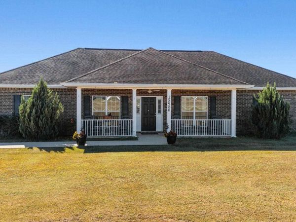 28980 Comstock Rd, Elberta, AL 36530