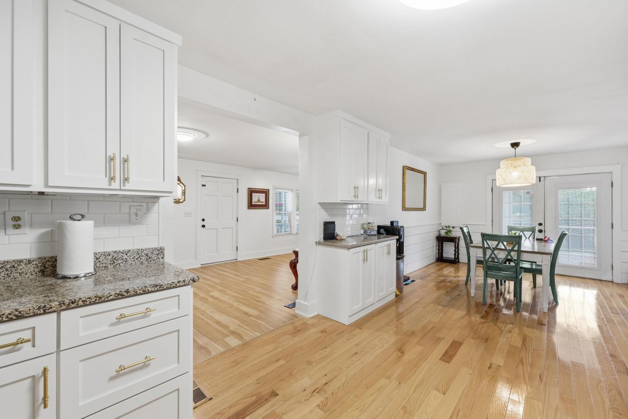 1310 River Road Photo 12