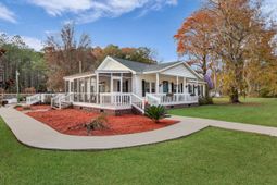 1310 River Road photo 4