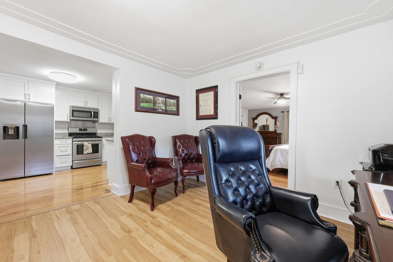 1310 River Road Photo 7