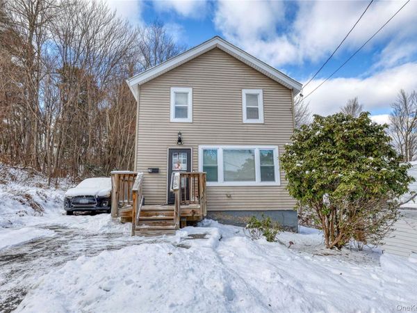 19 Nevins Street, Ulster Park, NY 12428