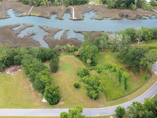 1139 River Oaks Road, Brunswick, GA 31523