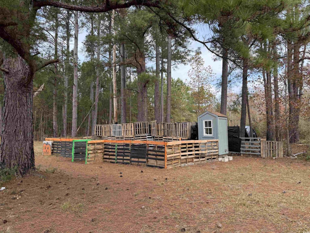 7262 N Brewington Rd.  Photo 18