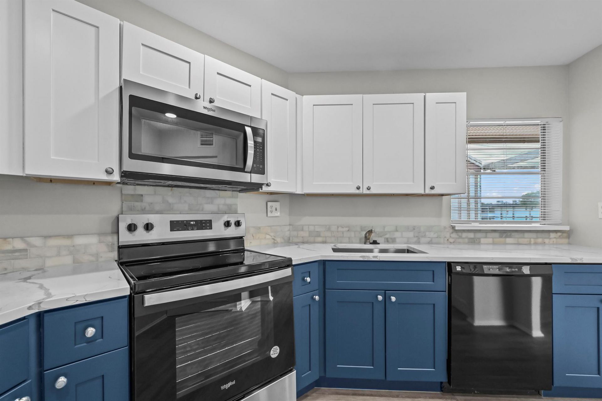 6 Greenway Village N, Unit 212, Royal Palm Beach, FL 33411 Photo