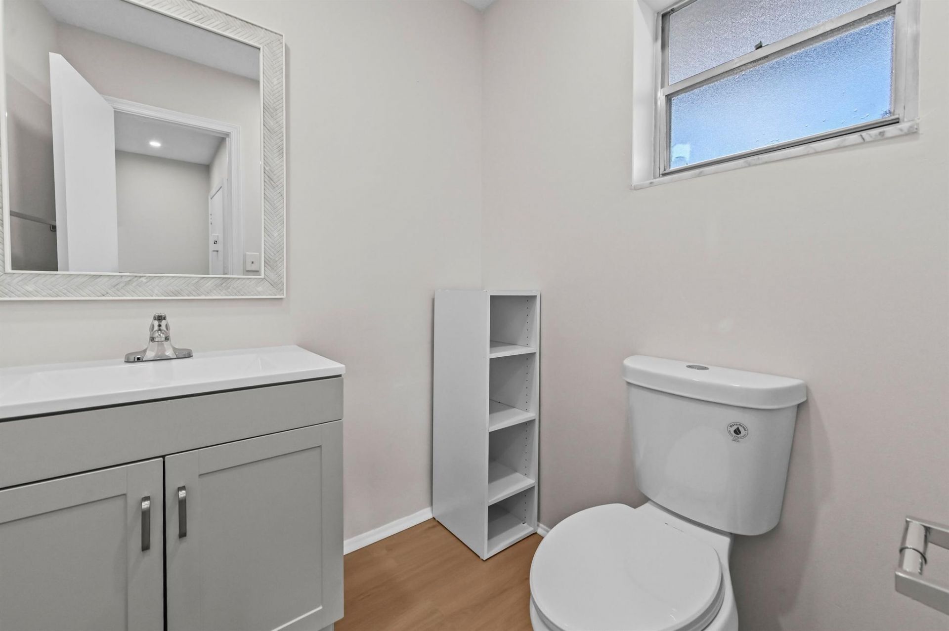 6 Greenway Village N, Unit 212, Royal Palm Beach, FL 33411 Photo