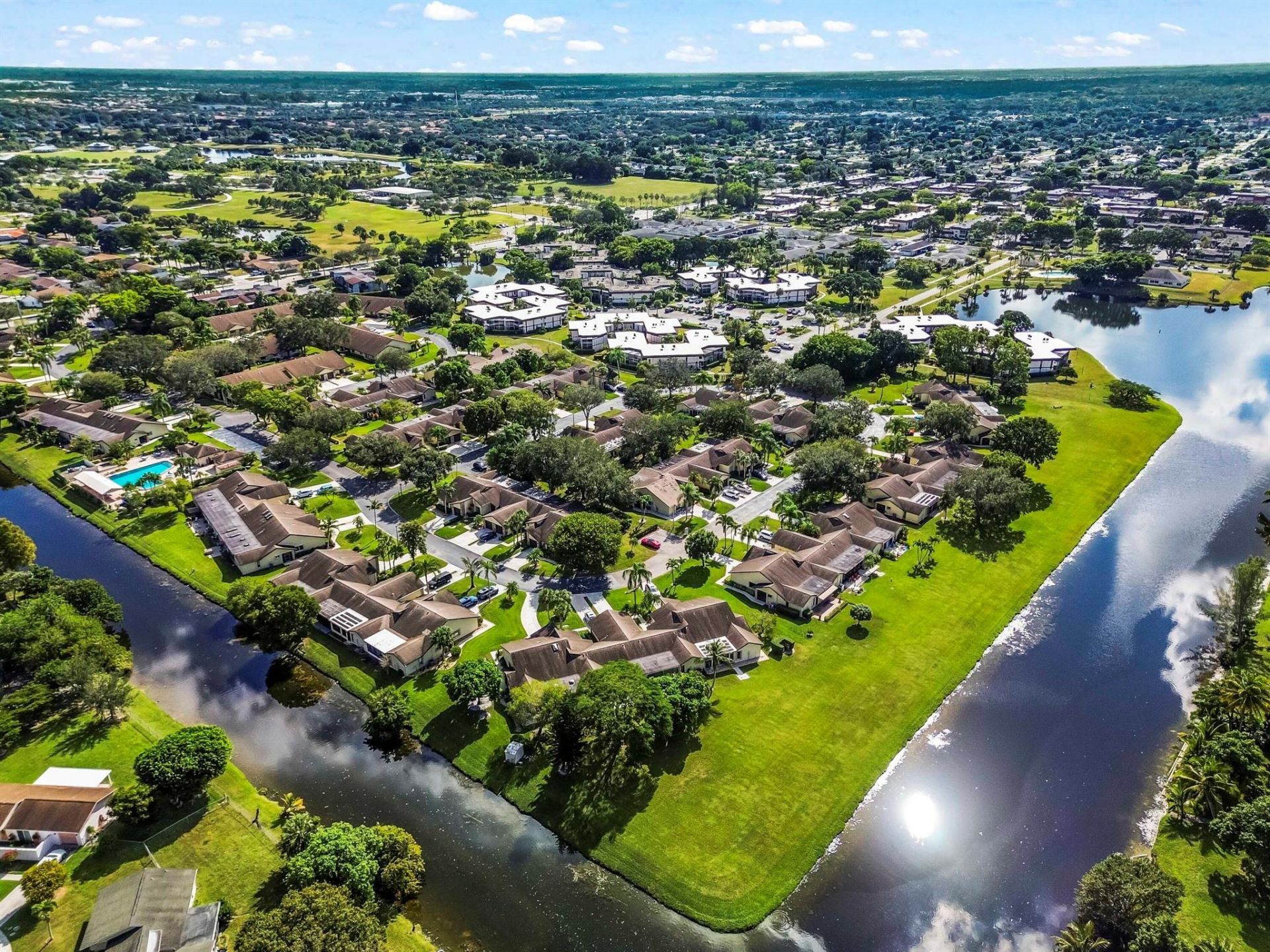 6 Greenway Village N, Unit 212, Royal Palm Beach, FL 33411 Photo