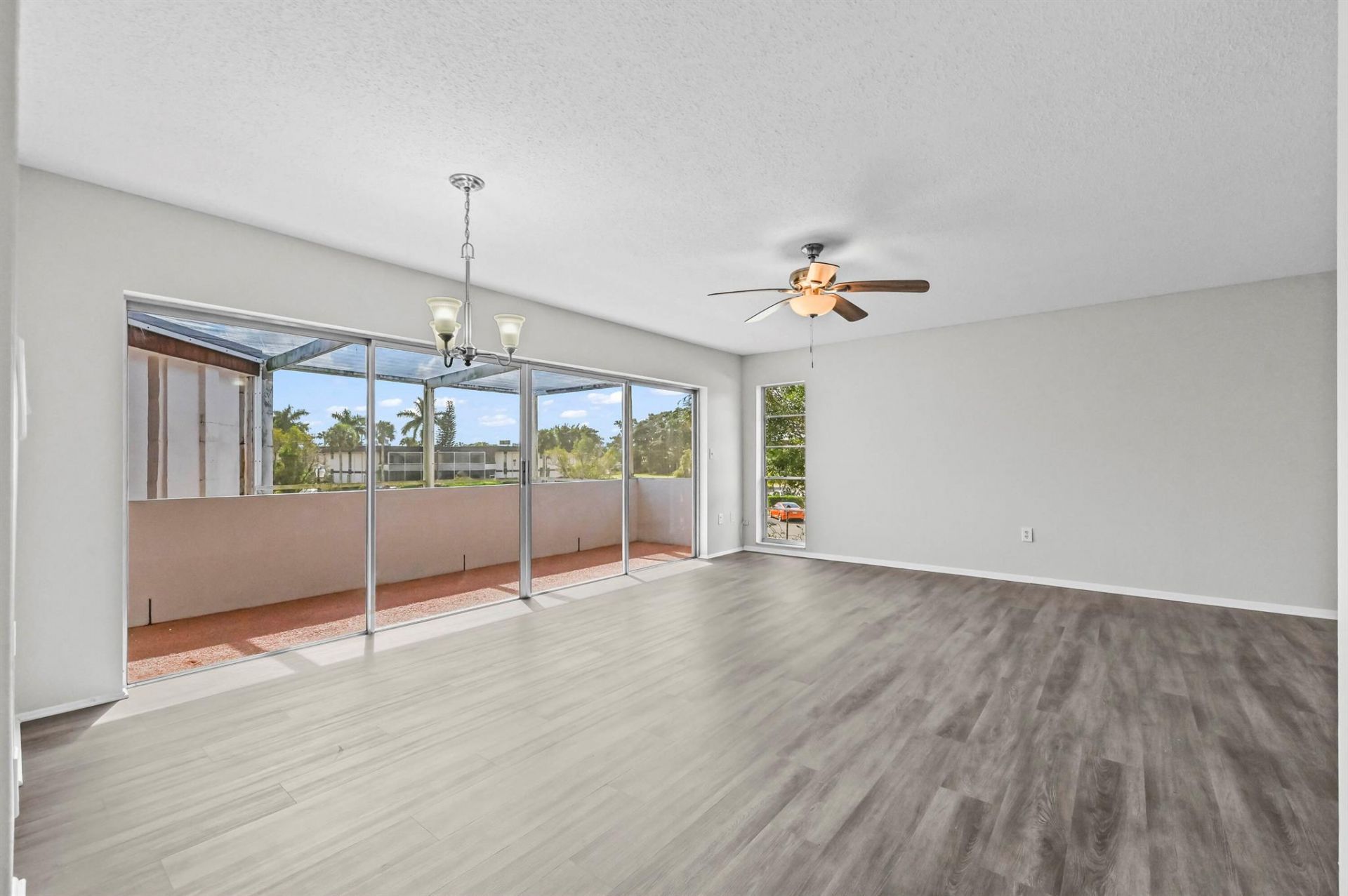 6 Greenway Village N, Unit 212, Royal Palm Beach, FL 33411 Photo