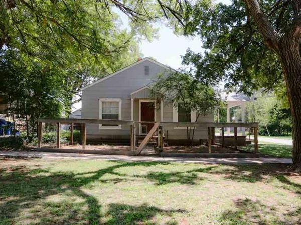 811 S West Street, Stillwater, OK 74074