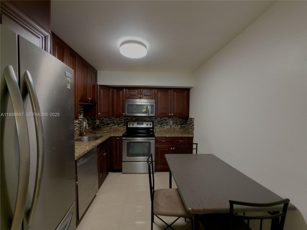325 W Laurel Dr, Unit 2L, Margate, FL 33063 Photo