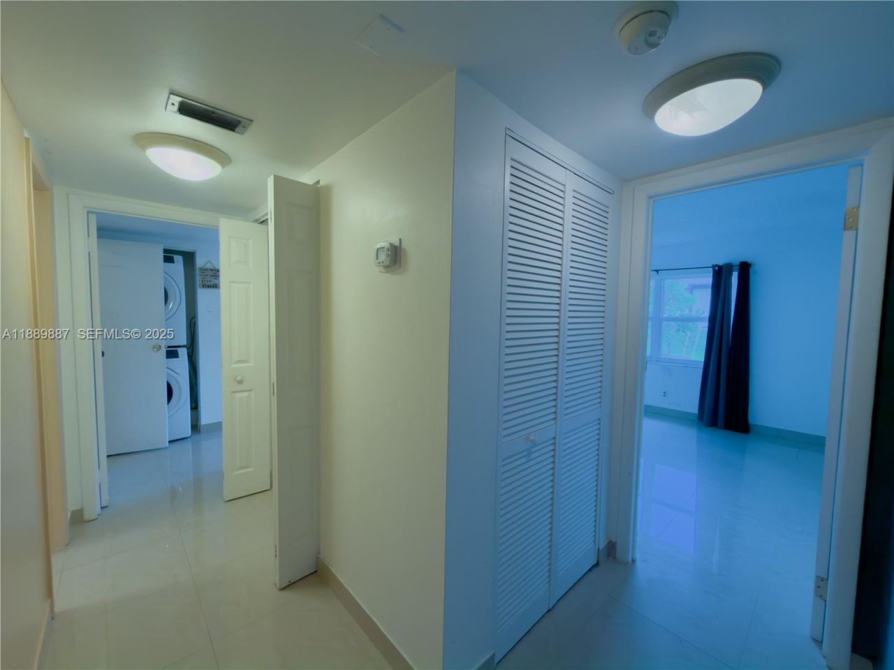 325 W Laurel Dr, Unit 2L, Margate, FL 33063 Photo