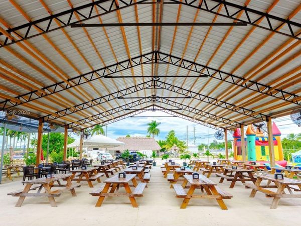 16860 SW 177TH AVE, Miami, FL 33187