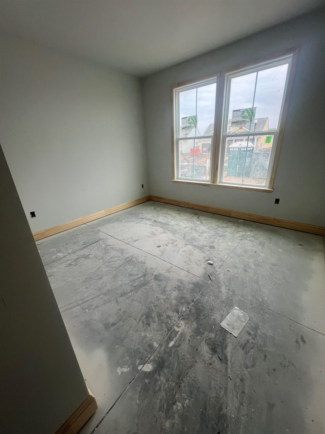 1131 Grinnell St. Photo 12