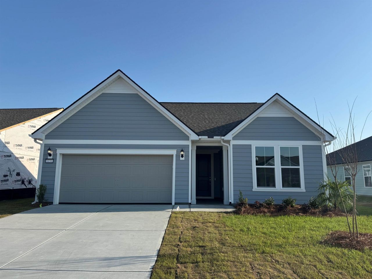 1131 Grinnell St. Photo 2