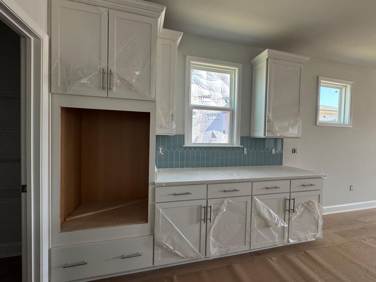 1131 Grinnell St. Photo 4