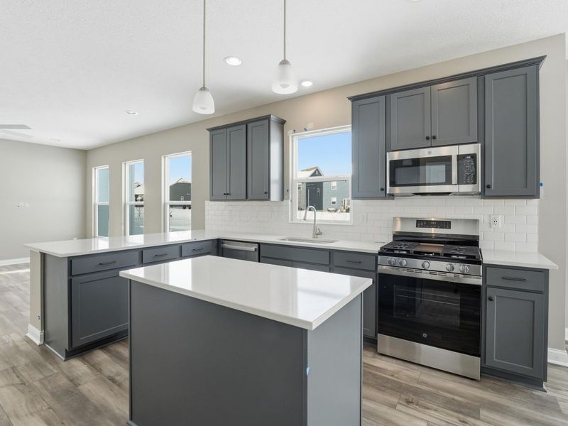 996 Heimat Haus Drive, Grove City, OH 43123 Photo 10